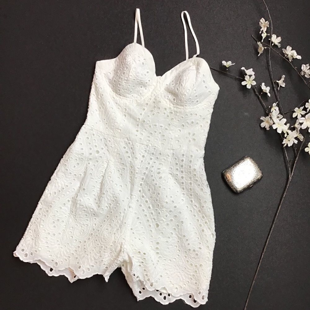 White Eyelet 100% Cotton ROMPER Size S